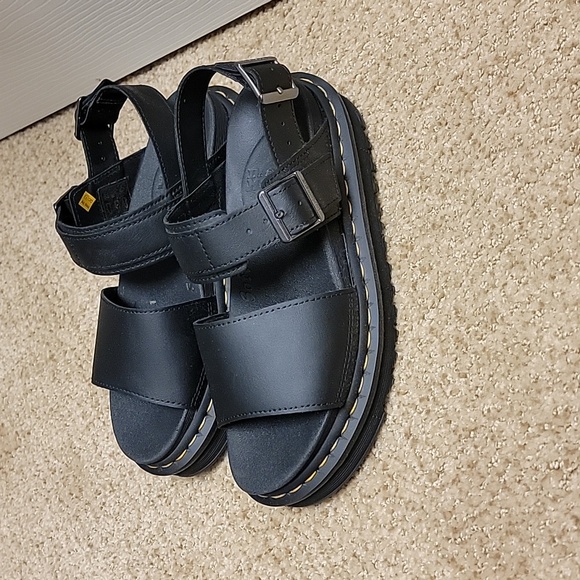 Dr. Martens Sandals Black - Picture 2 of 6